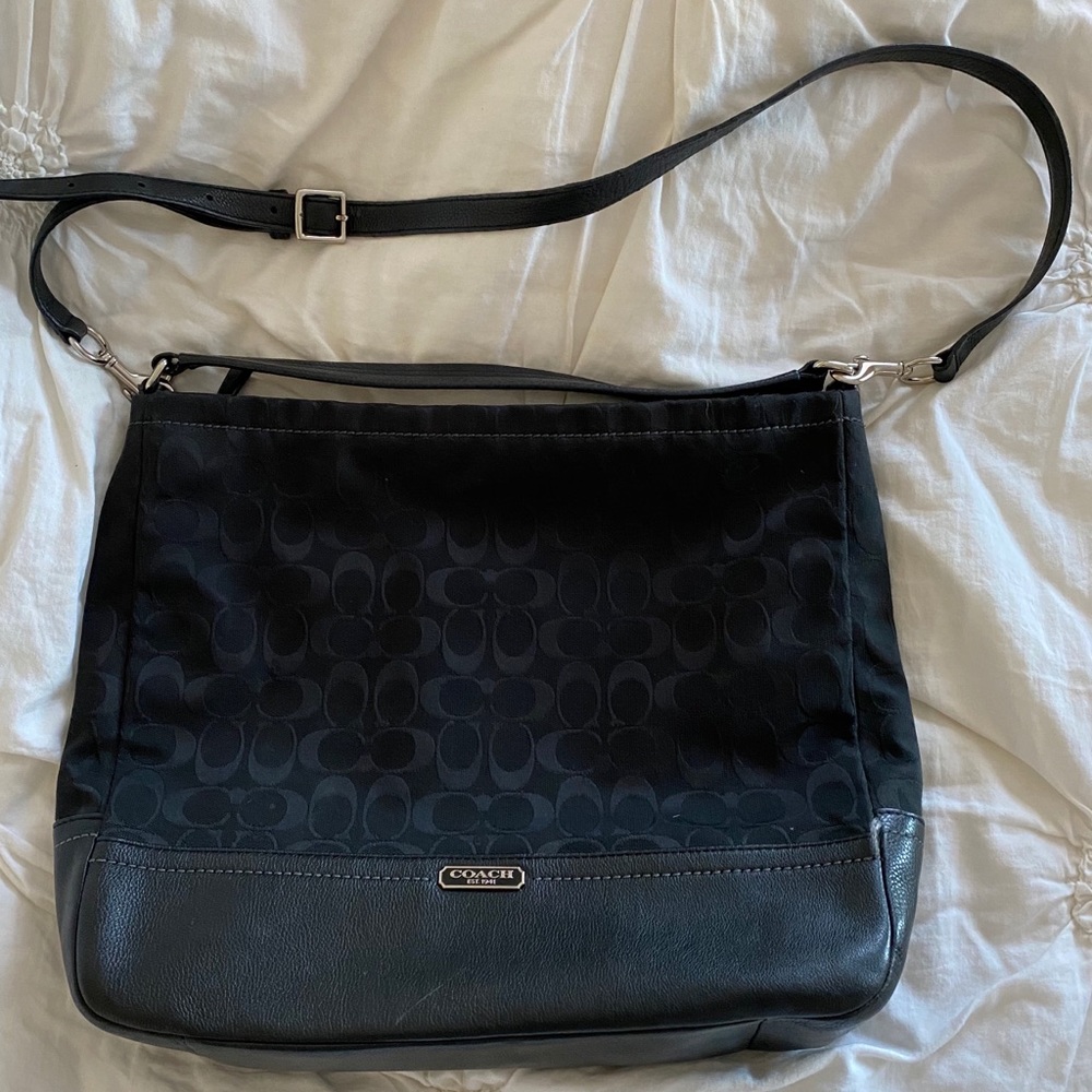 COACH Shoulder Bag
